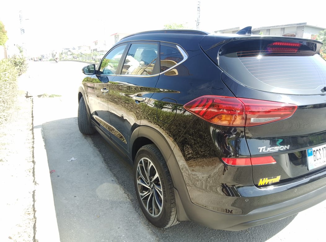HYUNDAI TUCSON