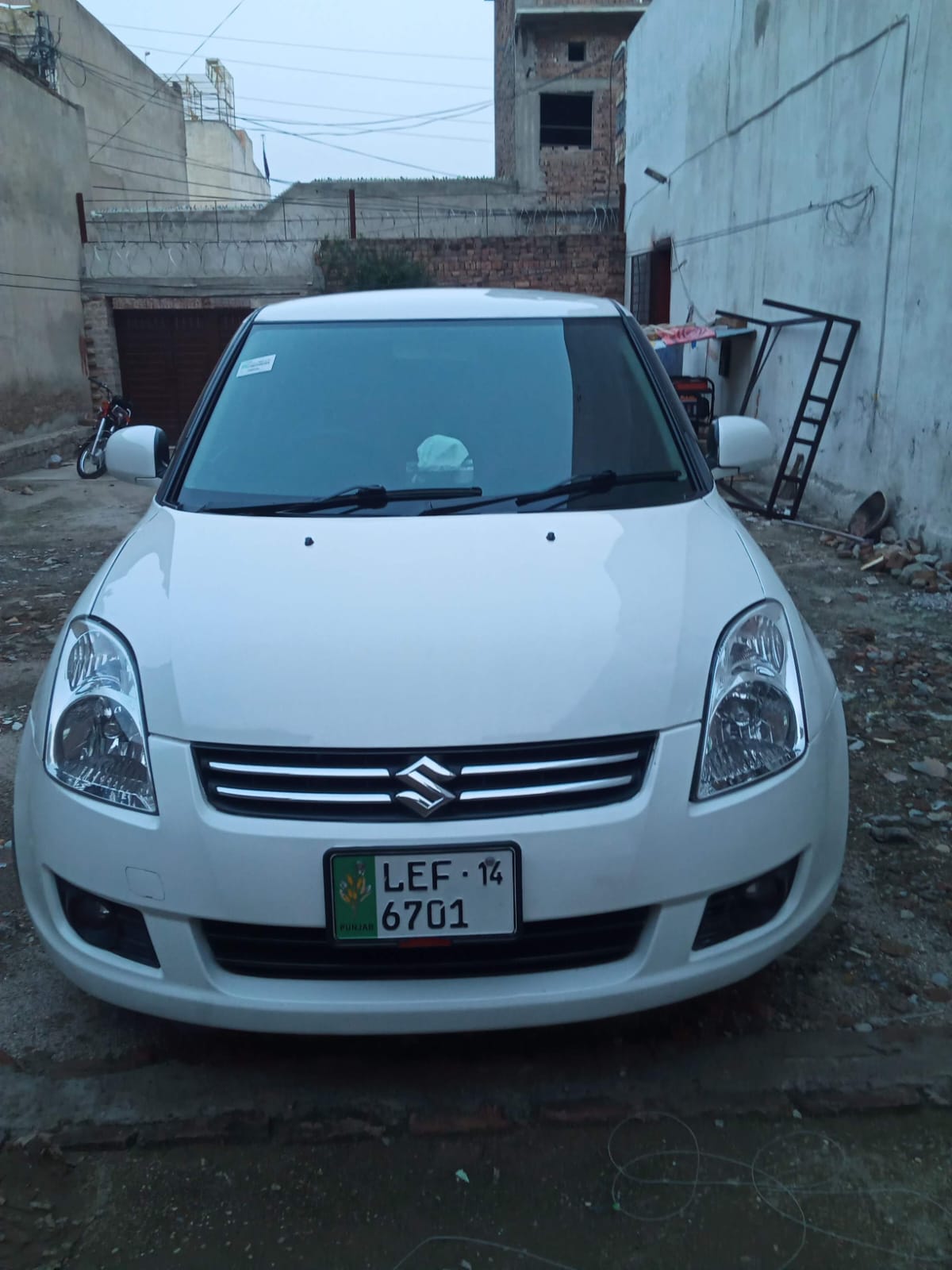 SWIFT 1.3 DLX