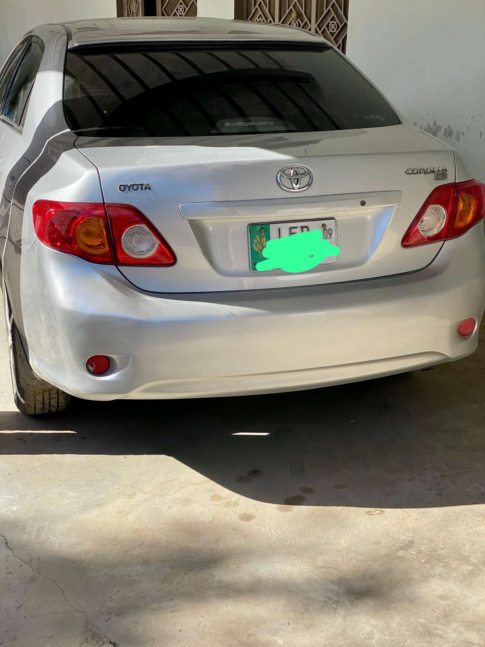 COROLLA GLi