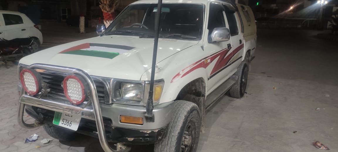TOYOTA 106 4X4 Double Cabin