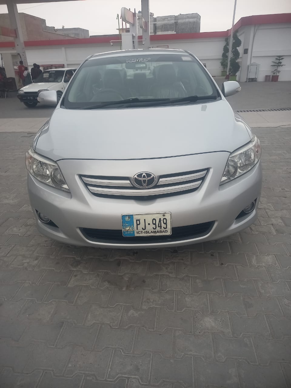 COROLLA GLi