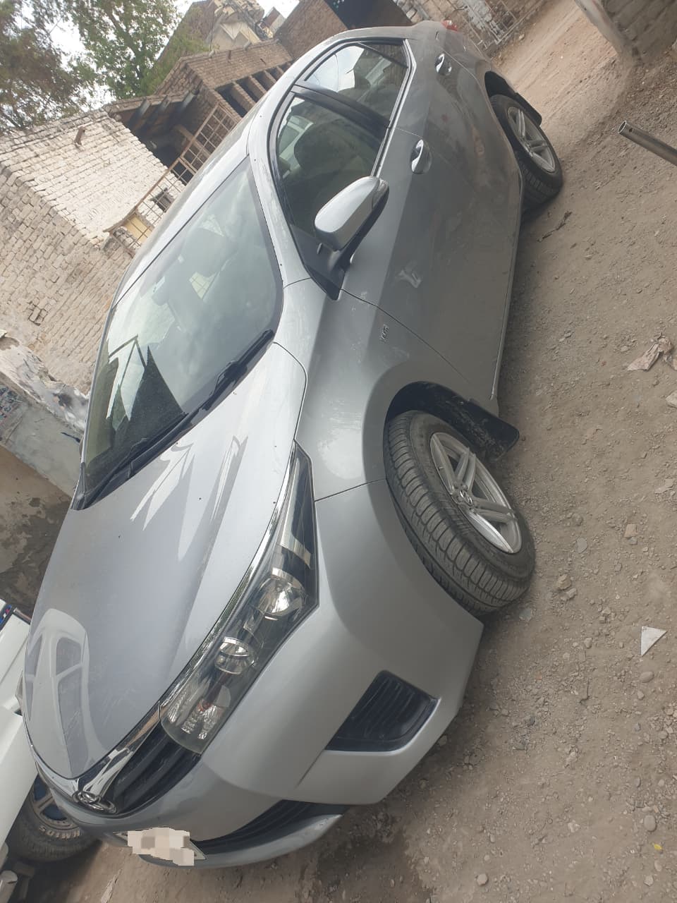 COROLLA GLi