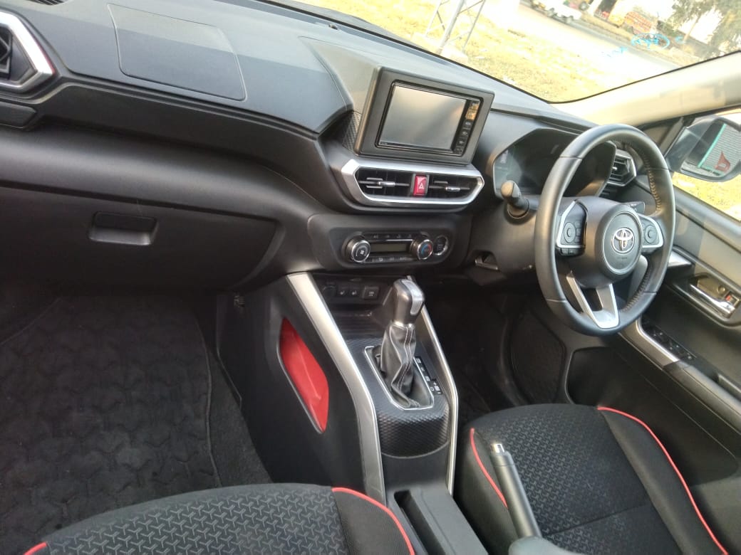 TOYOTA RAIZ