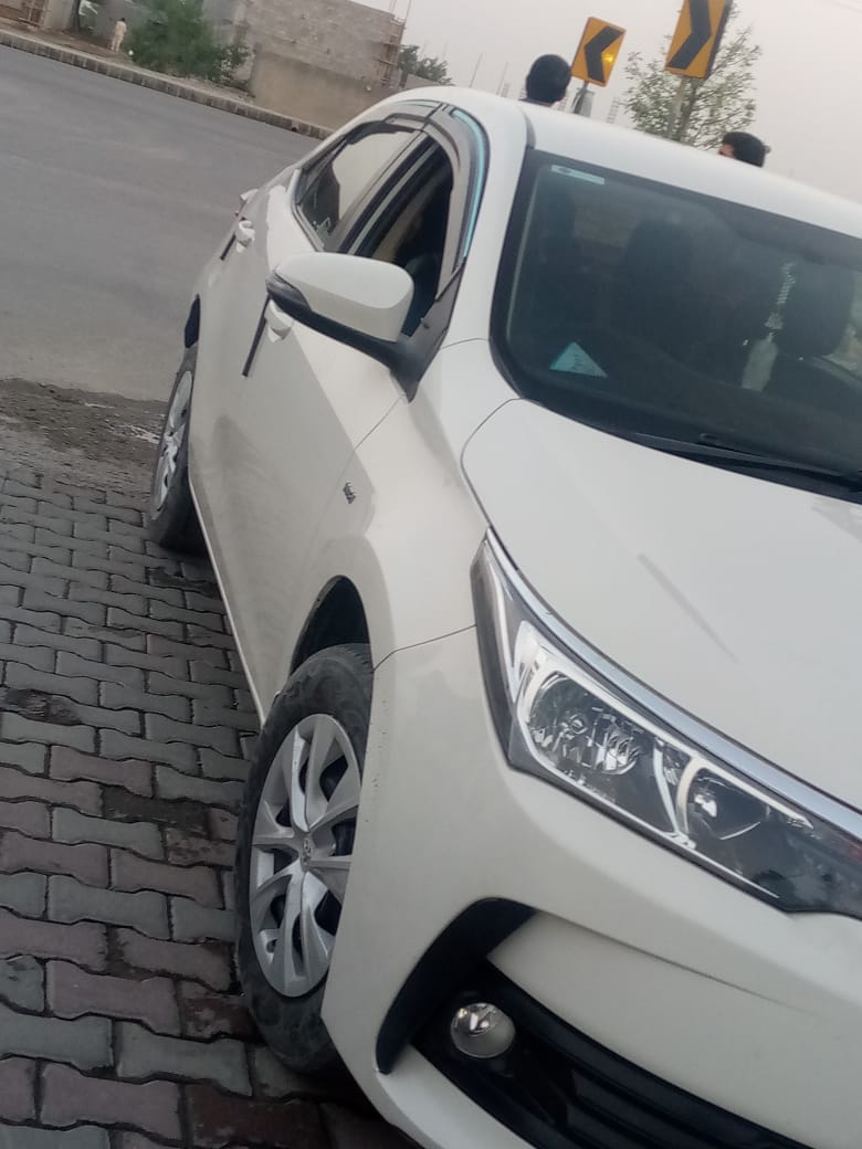 COROLLA GLi
