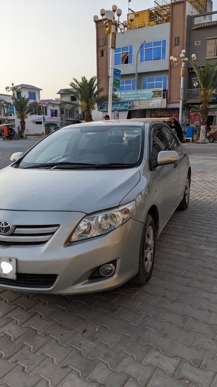 COROLLA GLi