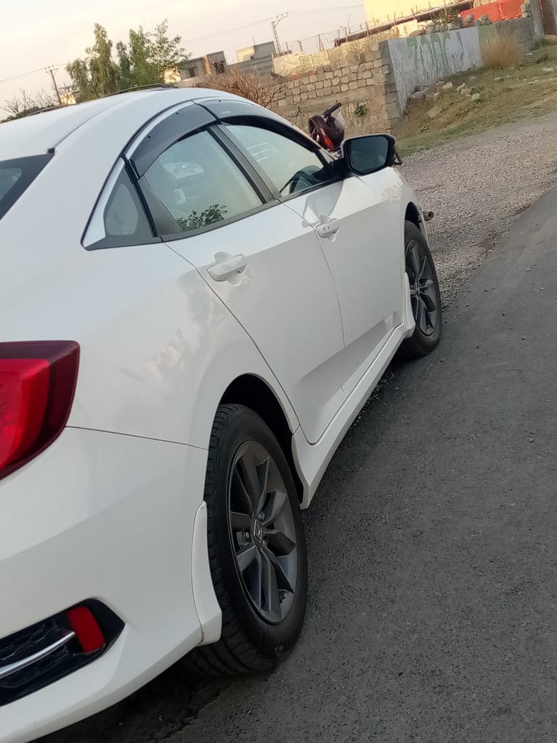 HONDA CIVIC - 1.8 - i-vtec - Orial