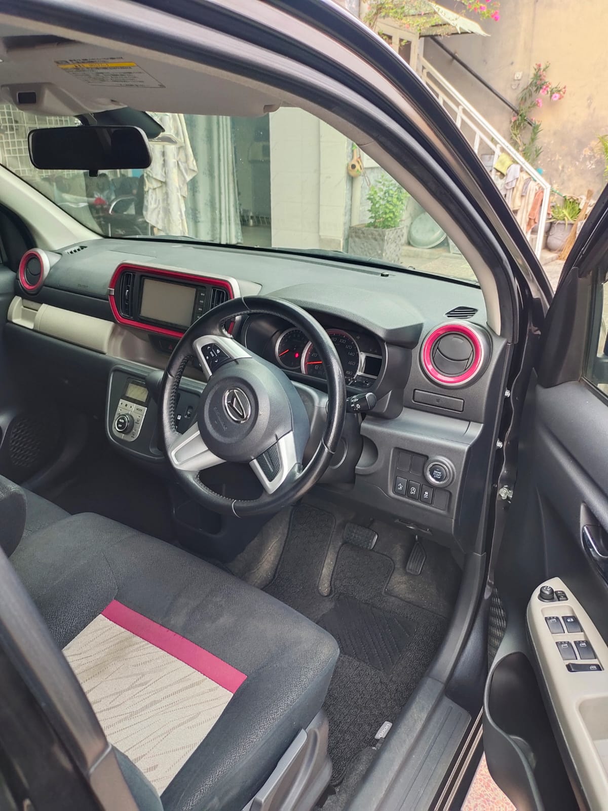 DAIHATSU BOON (Limited Edition) Full Optional