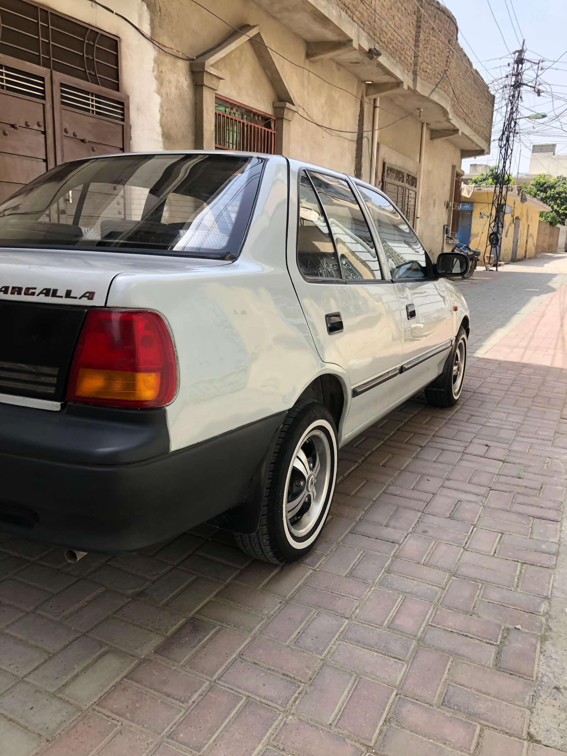 SUZUKI MARGALLA