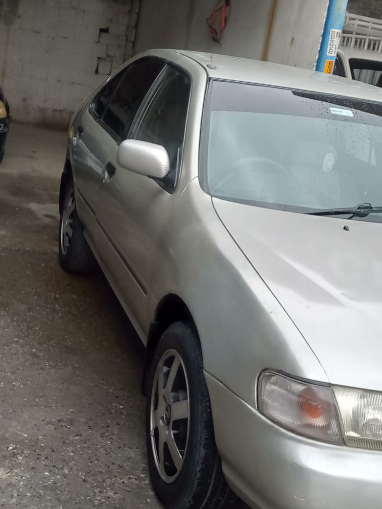 NISSAN Sunny - ExSaloon