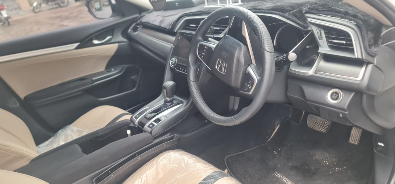 HONDA CIVIC - VTi Orial 1.8