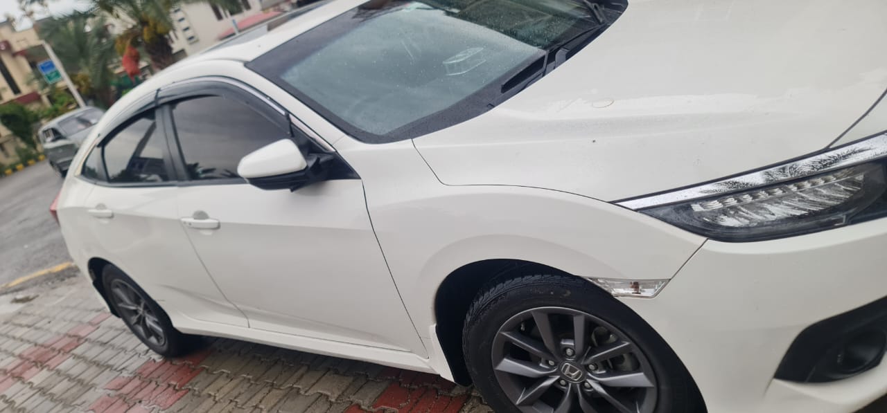 HONDA CIVIC - VTi Orial 1.8