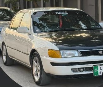 COROLLA XEE
