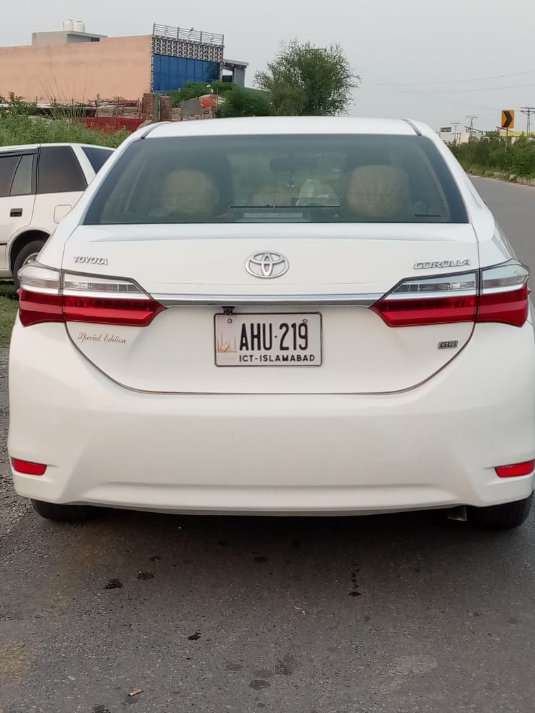 COROLLA GLi