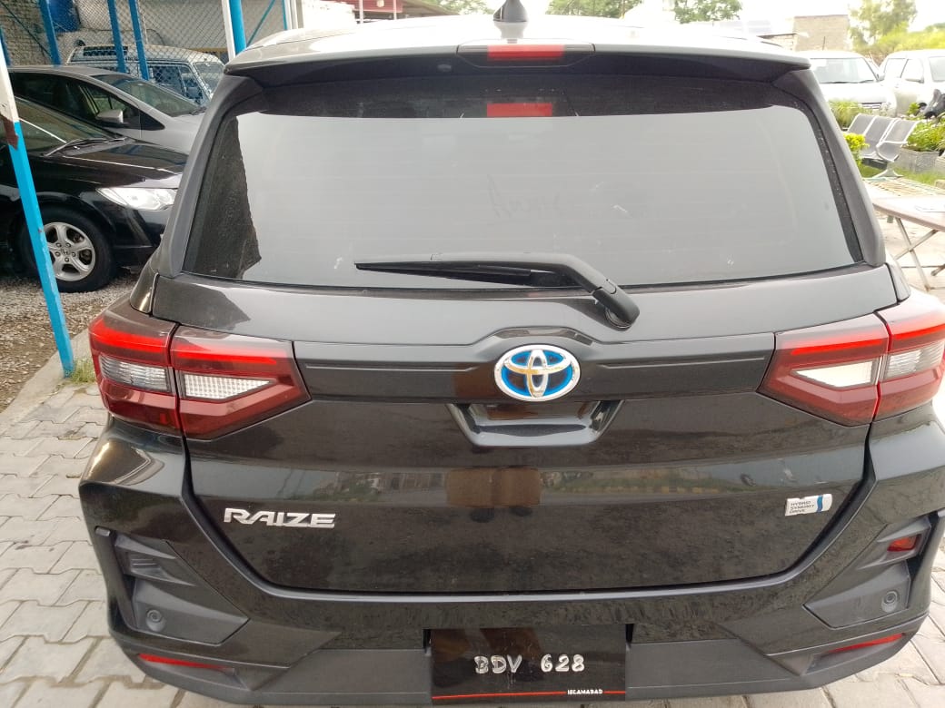 TOYOTA RAIZ