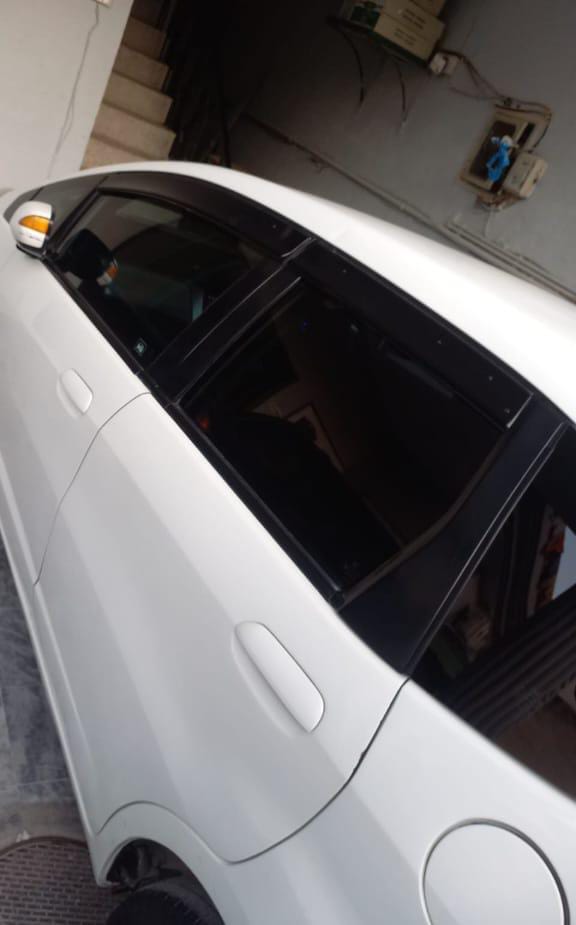 HONDA FiT - Hybrid