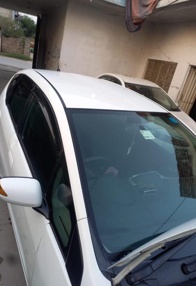 HONDA FiT - Hybrid