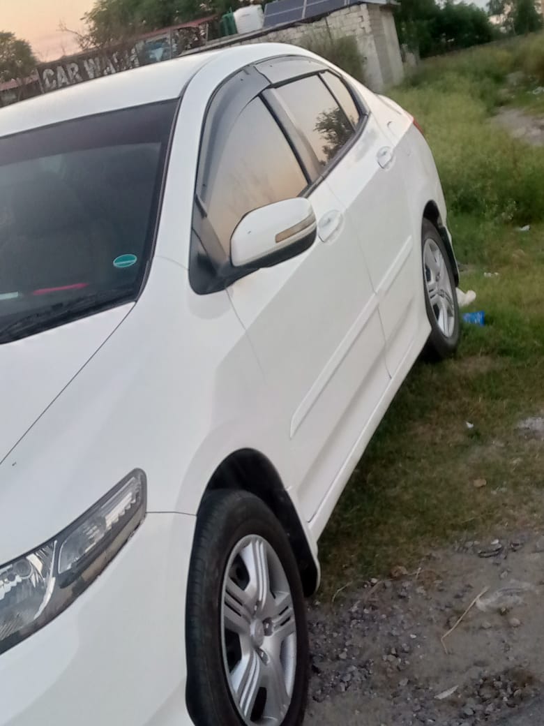 Honda City -
