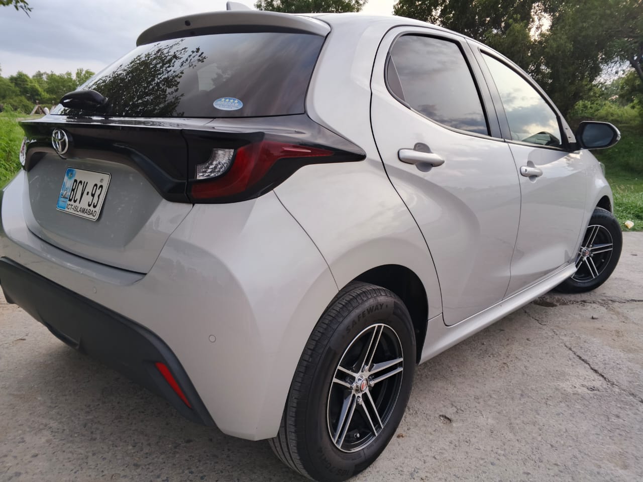 YARIS