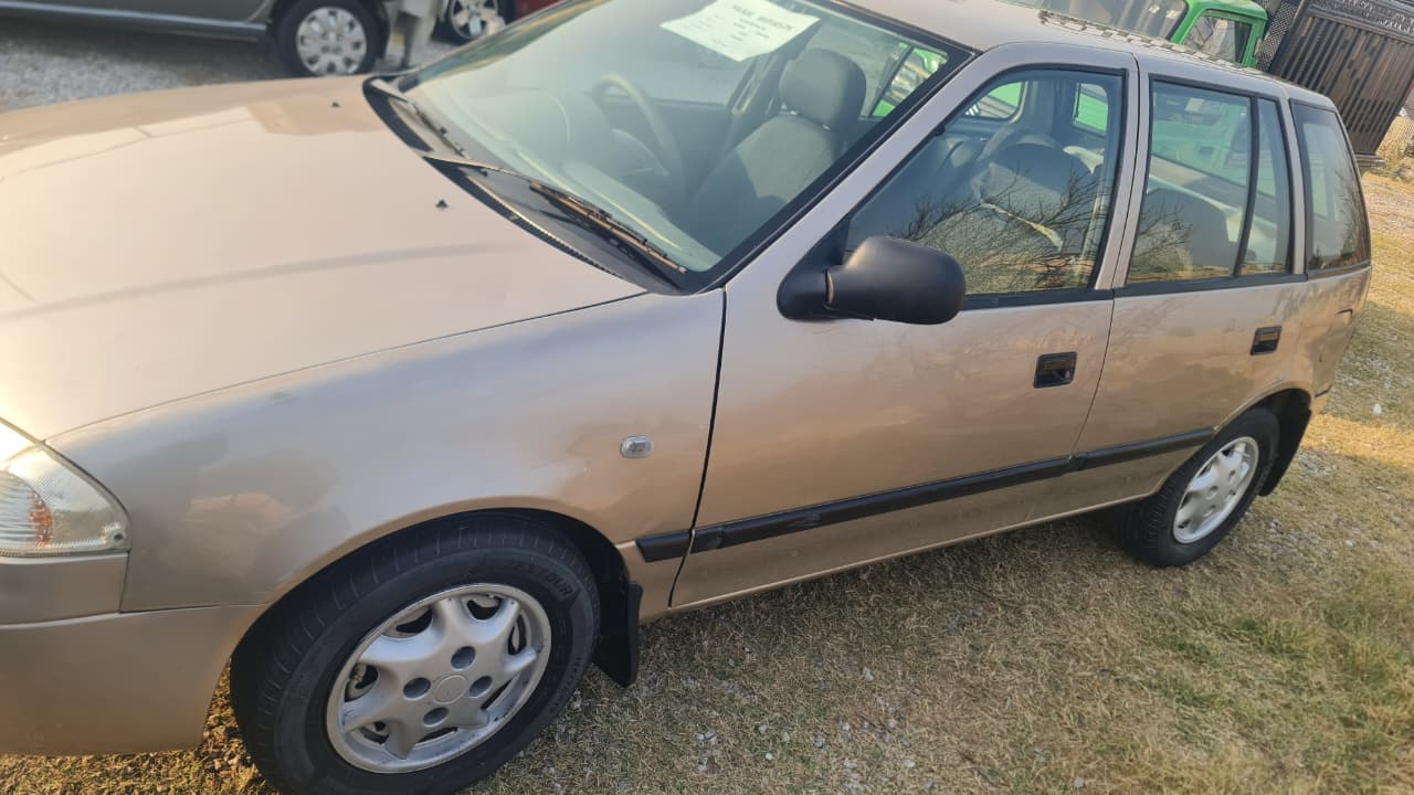 SUZUKI CULTUS