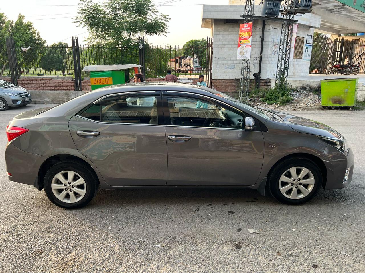 TOYOTA COROLLA ALTIS - C-VTi 1.8 - Grande