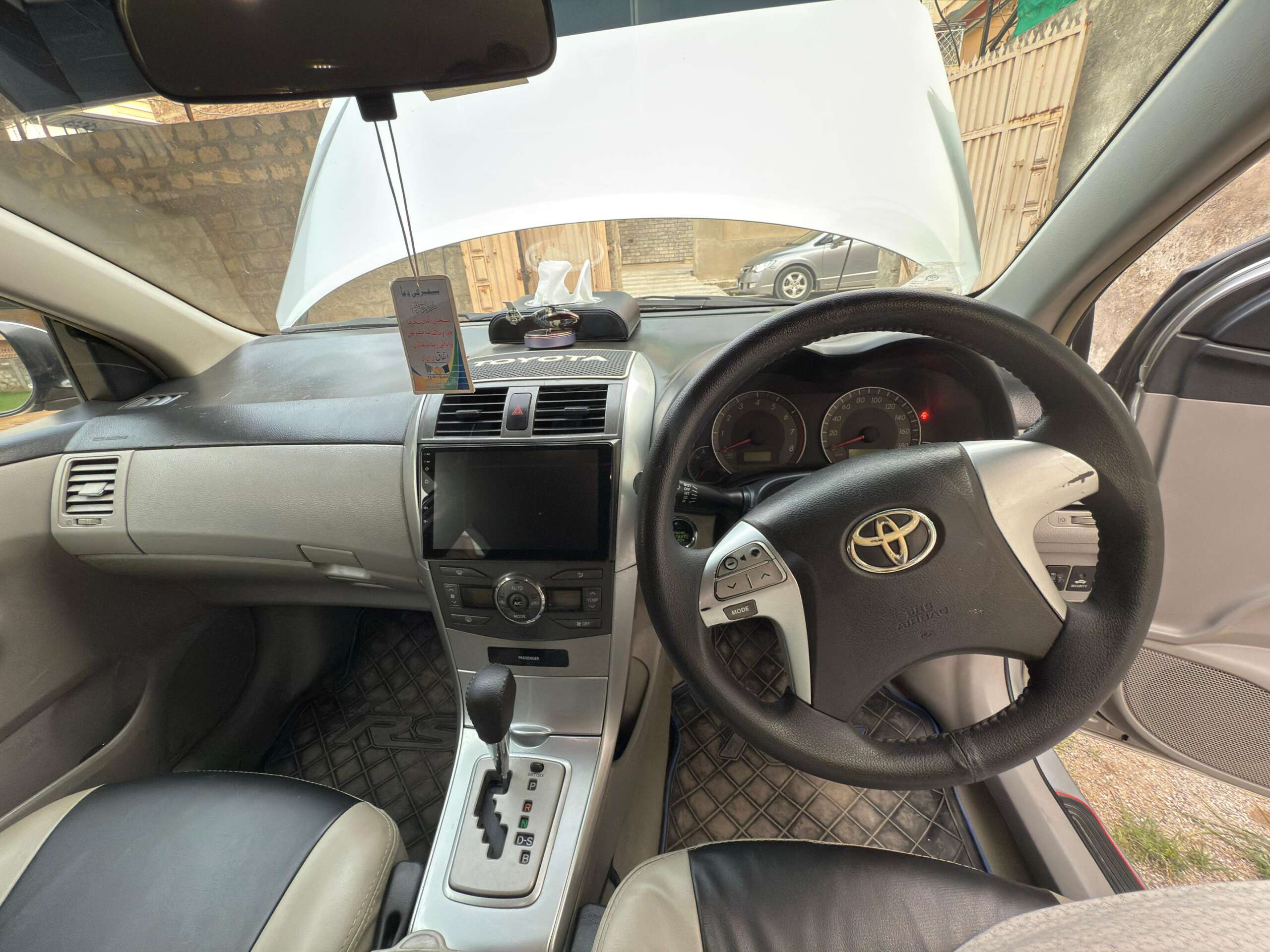 TOYOTA COROLLA - AXIO G