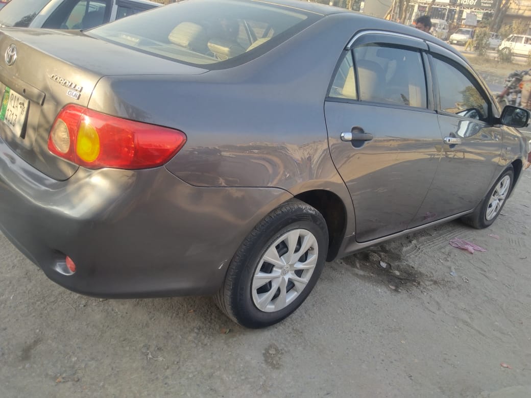 TOYOTA COROLLA - GLi