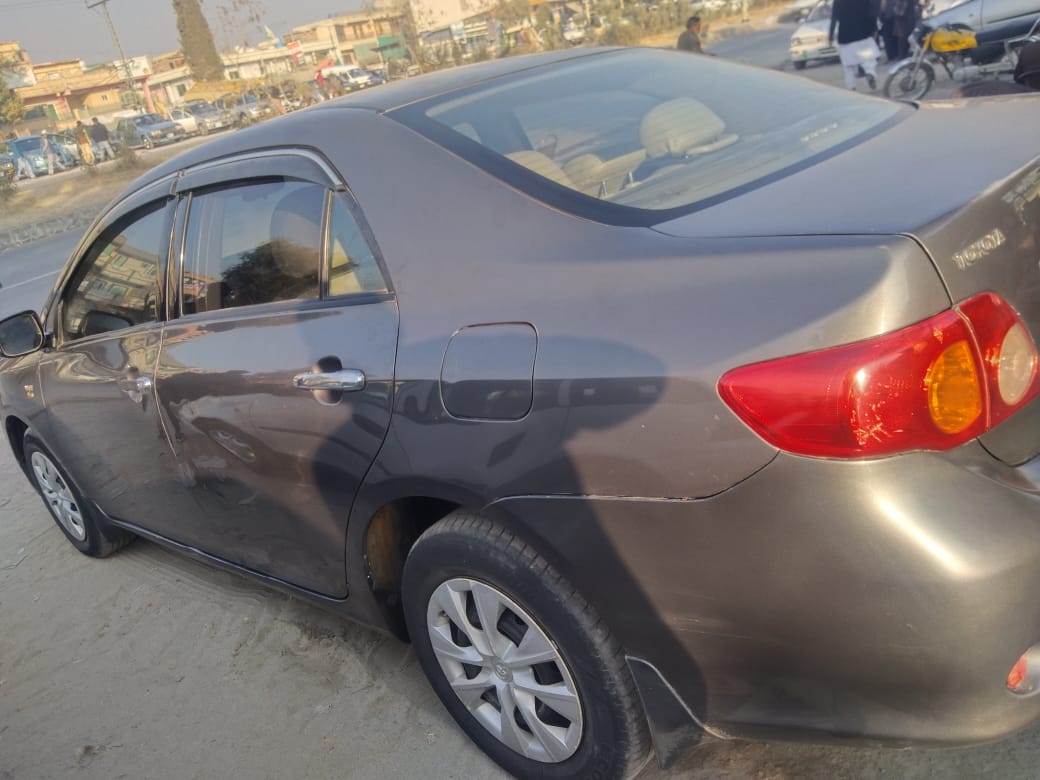 TOYOTA COROLLA - GLi