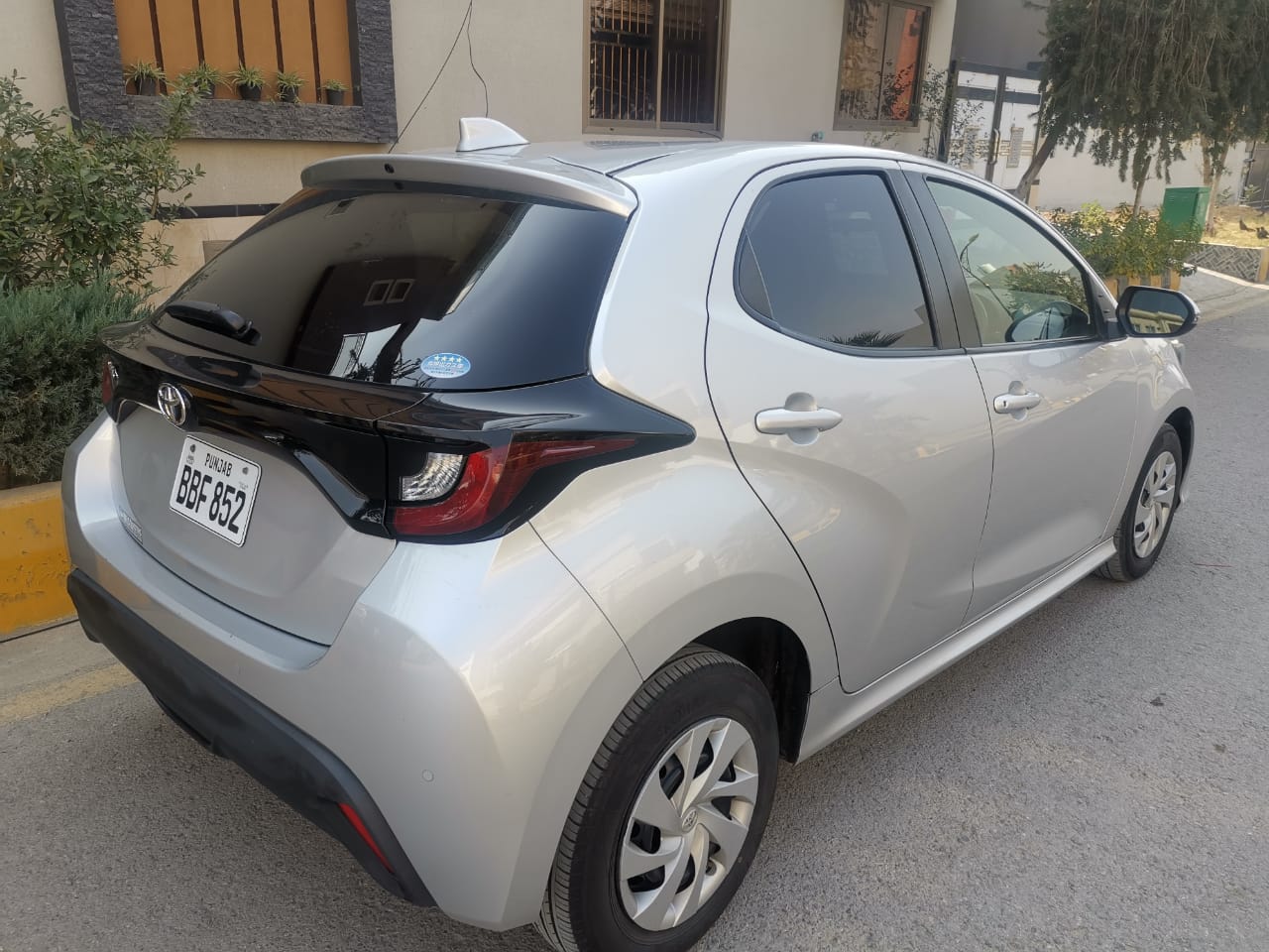 YARIS