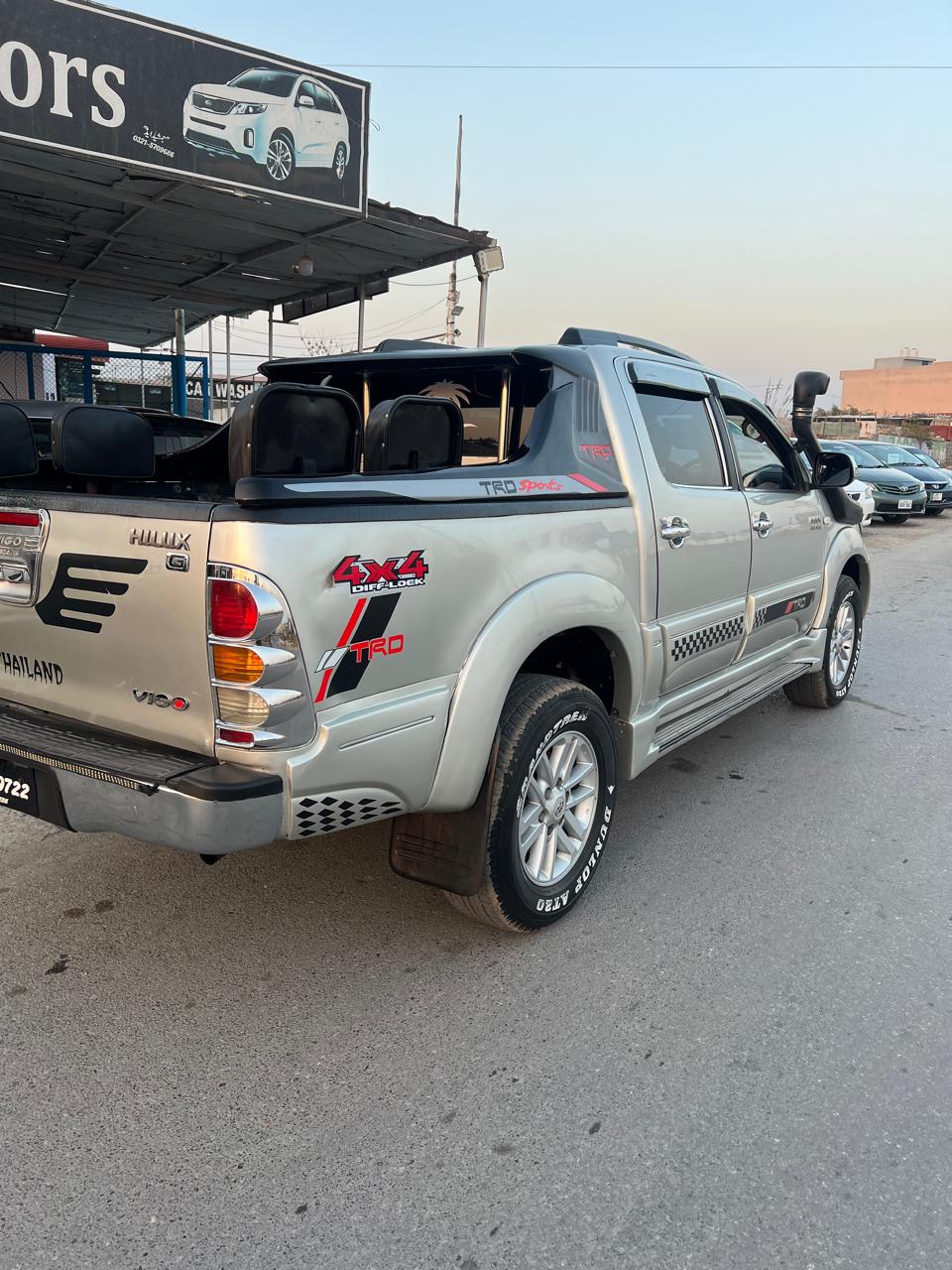 TOYOTA HILUX G - VIGO (Thailandi)