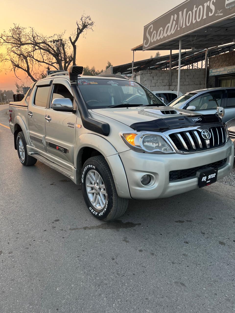 TOYOTA HILUX G - VIGO (Thailandi)