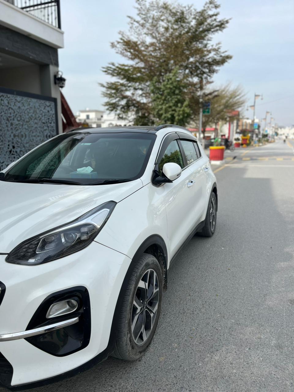 KIA SPORTAGE